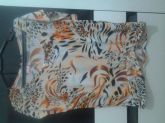 blusa com estampas clara
